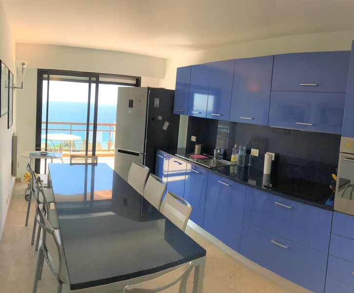EXCLUSIVITY 4/5 ROOMS APARTMENT WITH PANORAMIC SEA VIEW AND 35 SQUARE METRE TERRACE